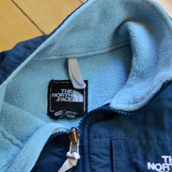 North Face Women’s Fleece Jacket Navy/Light Blue Colors Size M - Picture 6 of 12